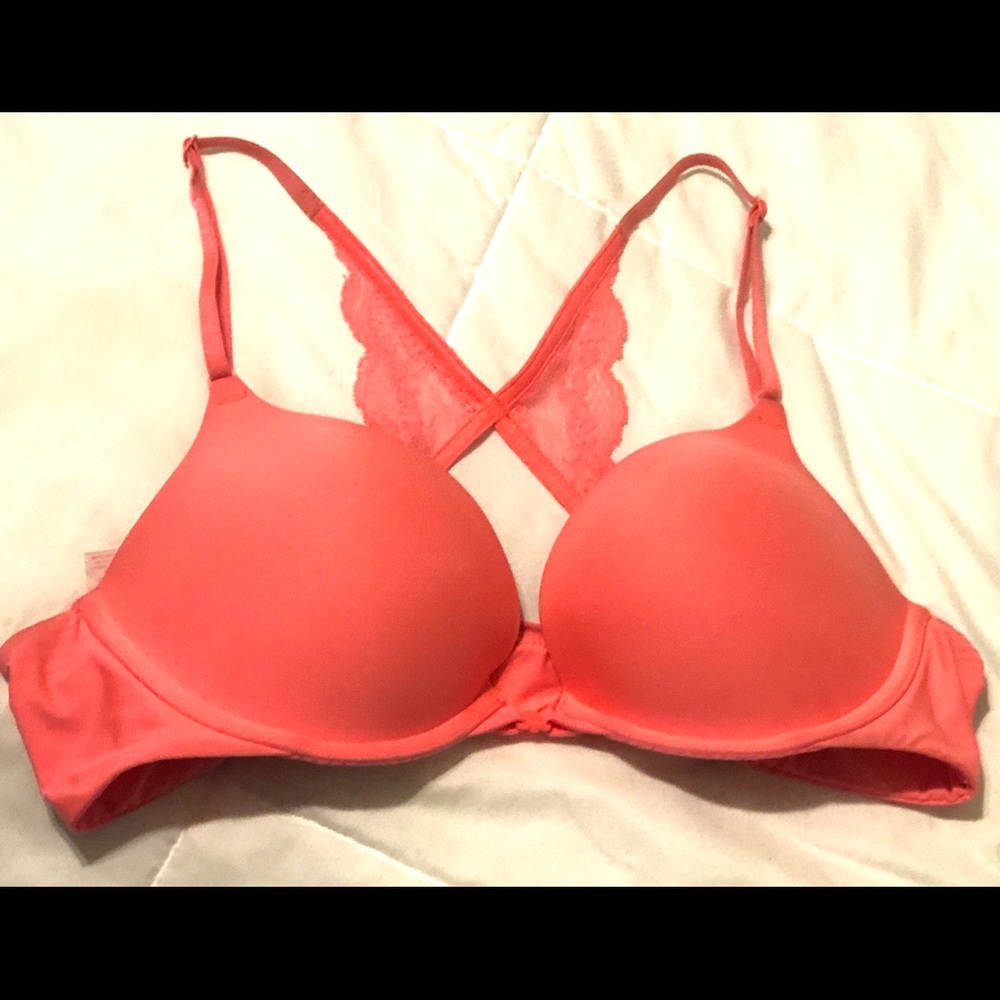Victoria Secret Front Snap Push Up Lace Back Bra